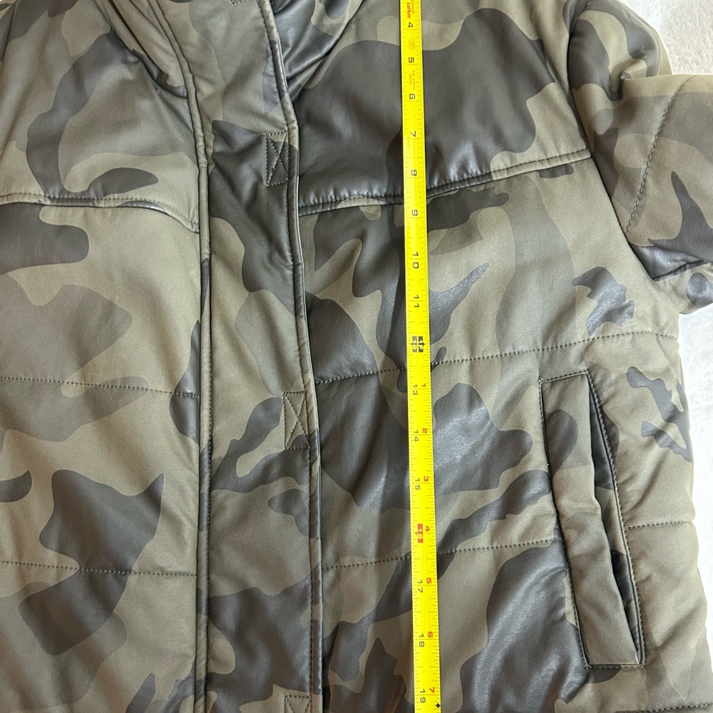 Bagatelle NYC Olive Green Camouflage Coated Puffer Jacket Size M - Picture 13 of 13